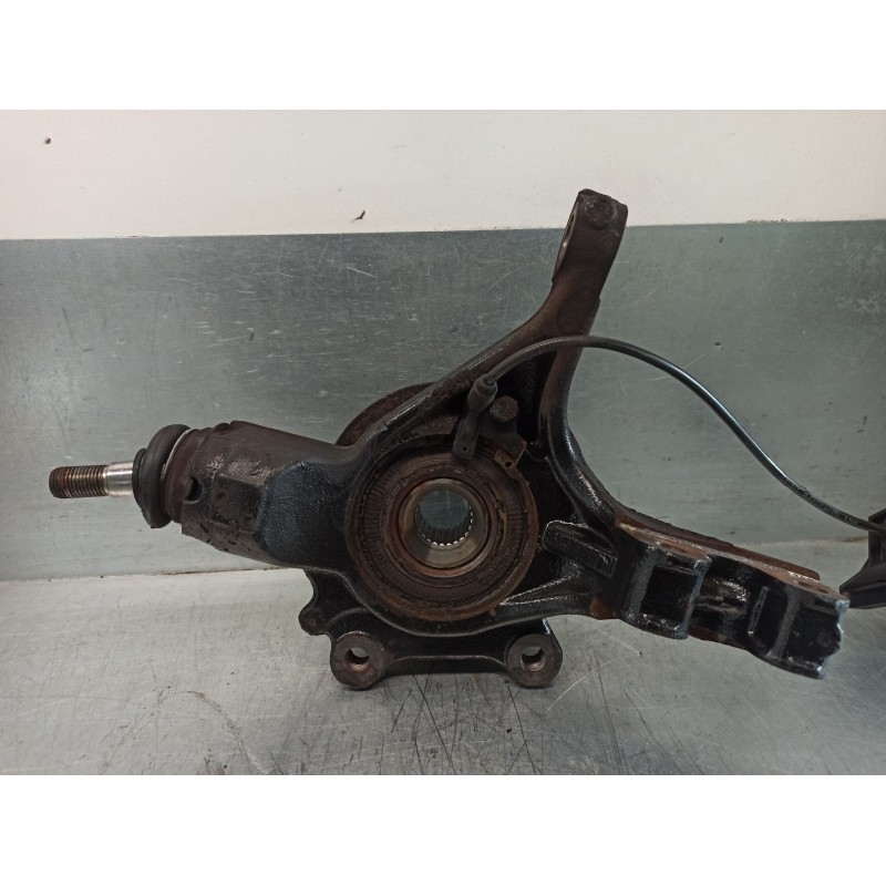 Recambio de mangueta delantera izquierda para peugeot 308 1.6 16v hdi fap referencia OEM IAM 364696  