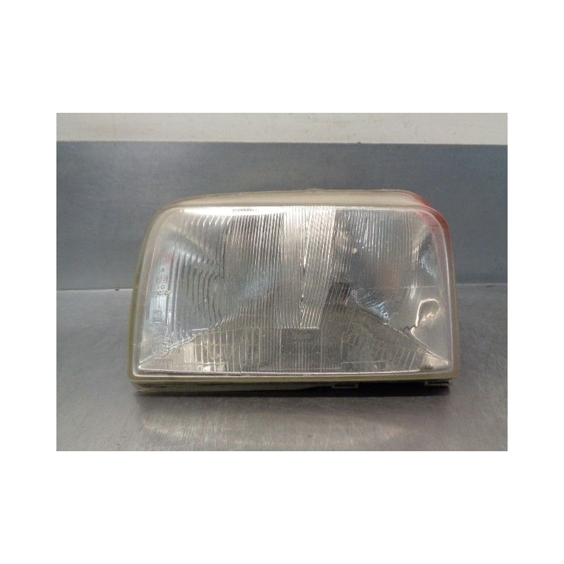 Recambio de faro izquierdo para renault rapid/express (f40) 1.6 diesel referencia OEM IAM 7701035232 08463316 VALEO