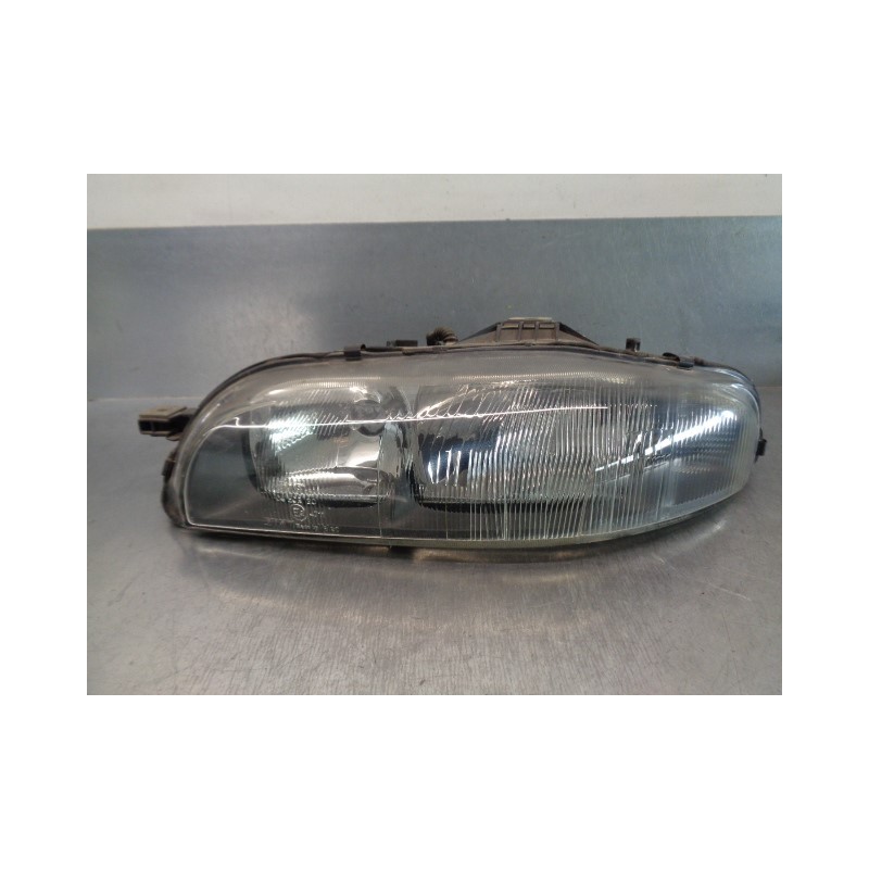 Recambio de faro izquierdo para fiat bravo (182) 1.4 12v cat referencia OEM IAM 7767726  