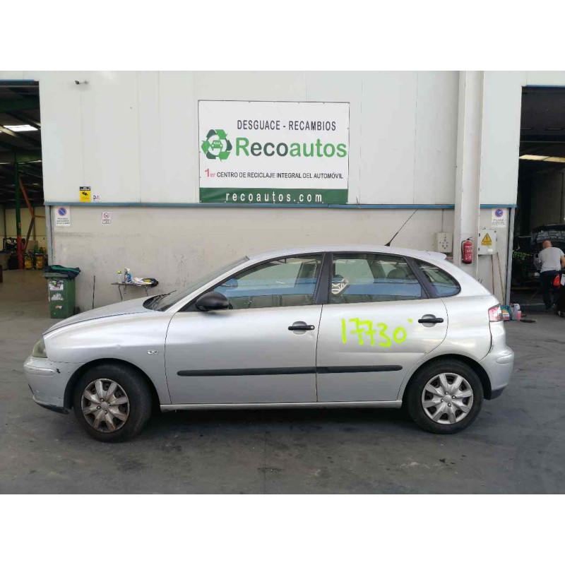 seat ibiza (6l1) del año 2003