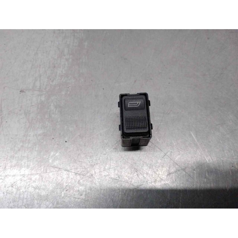 Recambio de mando elevalunas trasero derecho para audi 80 (1991-...) referencia OEM IAM 893959855  