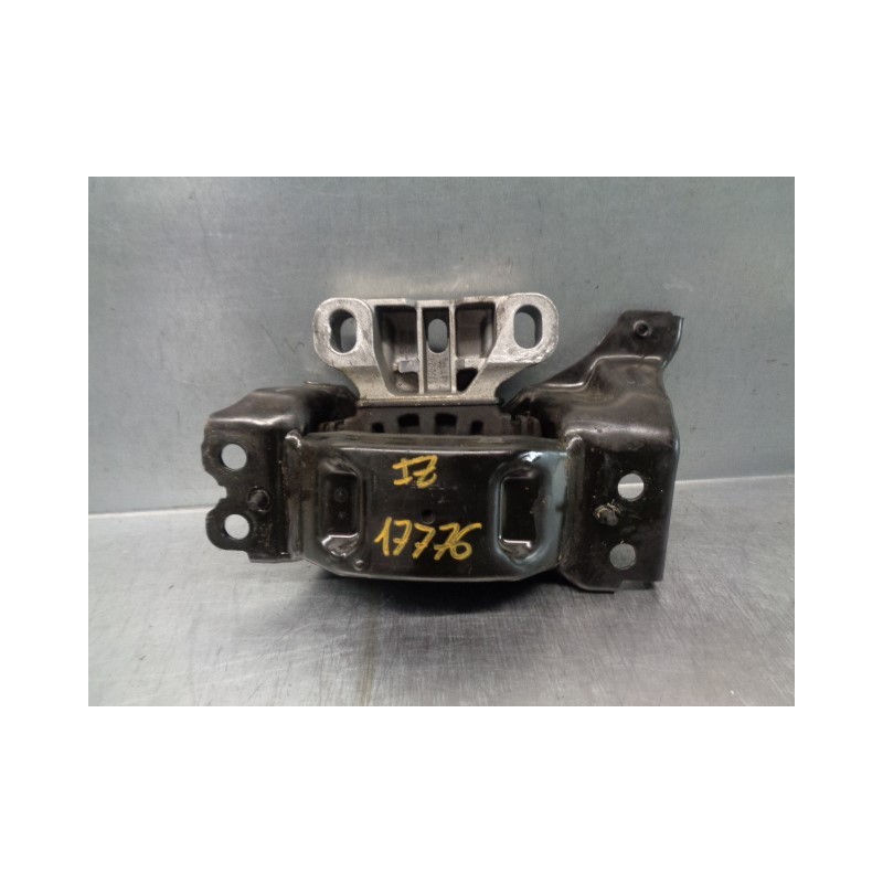 Recambio de soporte cambio para volkswagen polo 1.6 tdi dpf referencia OEM IAM 2Q0199555AC  