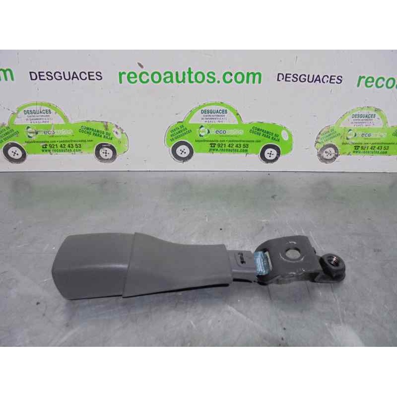 Recambio de enganche cinturon para toyota prius (nhw20) 1.5 cat referencia OEM IAM   5 PUERTAS