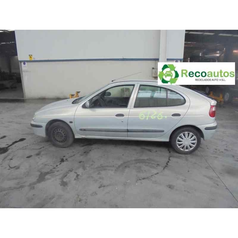 renault megane i fase 2 berlina (ba0) del año 2000