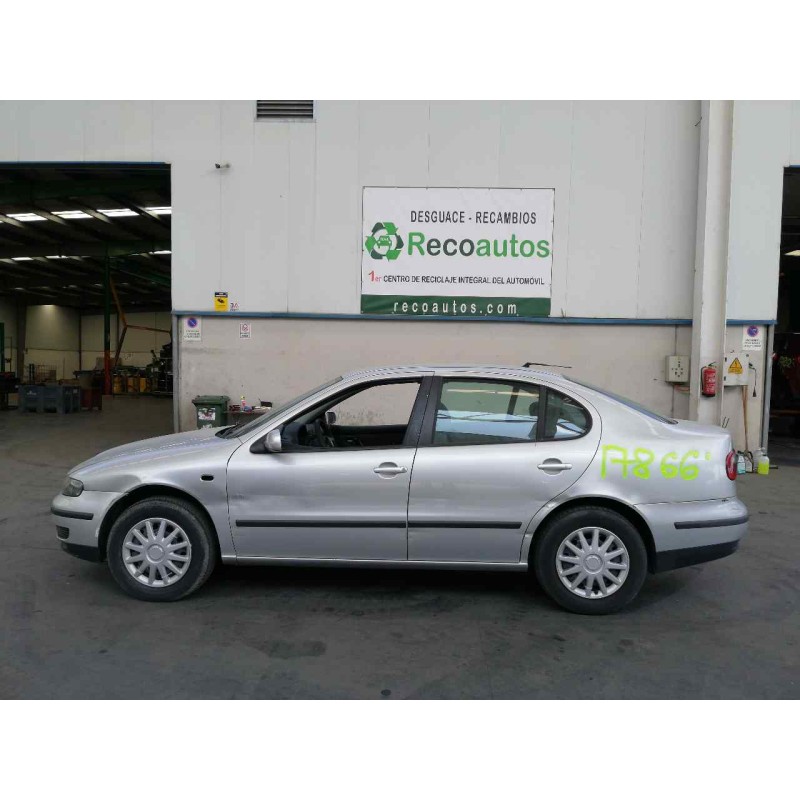 seat toledo (1m2) del año 2001