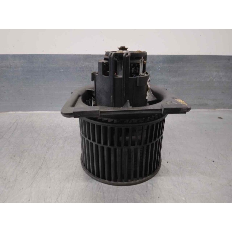 Recambio de motor calefaccion para opel vectra b berlina 1.8 16v referencia OEM IAM P00658333Z VALEO
