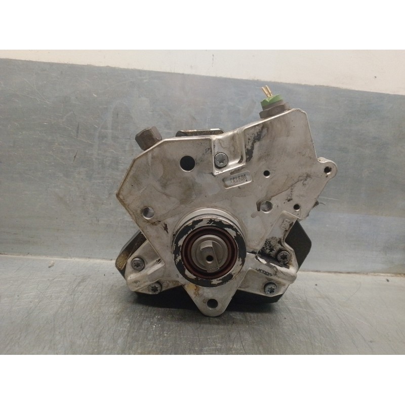 Recambio de bomba inyeccion para volvo s60 berlina 2.4 diesel cat referencia OEM IAM 30756125 0445010111 BOSCH