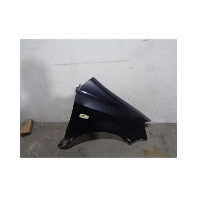 Recambio de aleta delantera derecha para hyundai getz (tb) 1.5 crdi cat referencia OEM IAM  NEGRA 