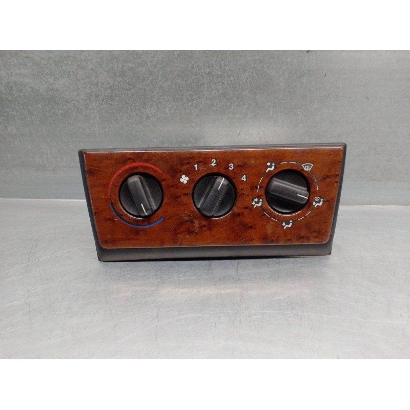 Recambio de mando calefaccion / aire acondicionado para opel vectra b berlina 2.0 dti referencia OEM IAM 90586319 