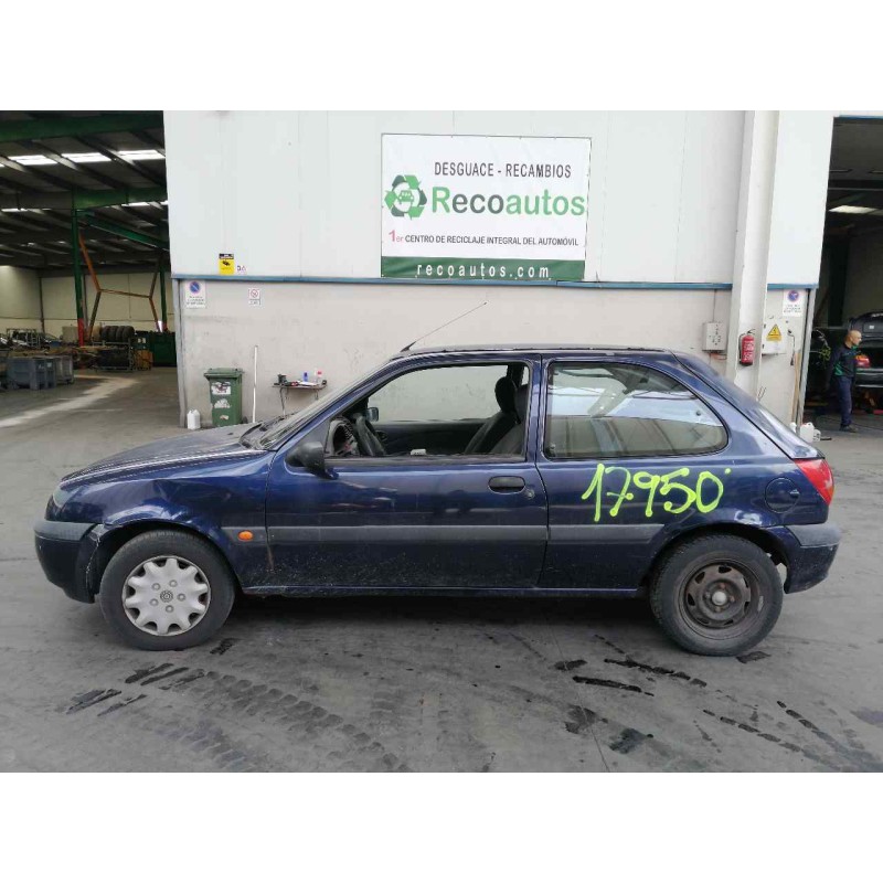 ford fiesta berlina (dx) del año 2000