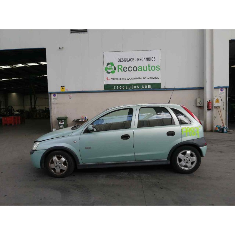 opel corsa c del año 2002