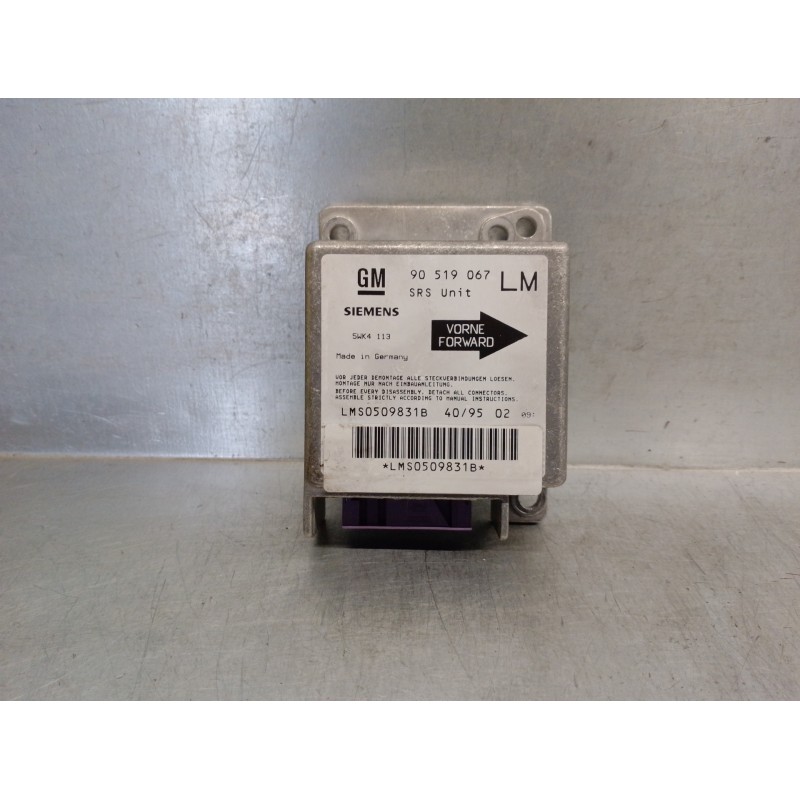 Recambio de centralita airbag para opel astra f berlina 1.6 cat referencia OEM IAM 90519067  