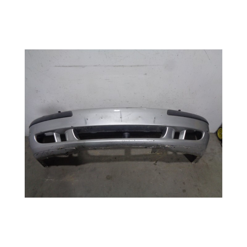 Recambio de paragolpes delantero para volvo v40 familiar 1.9 diesel cat referencia OEM IAM 30899312 GRIS 