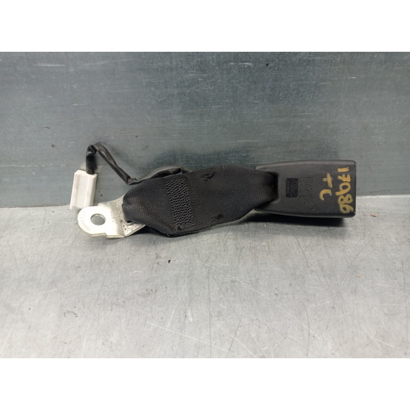 Recambio de enganche cinturon para mazda 6 lim. (gh) 2.2 turbodiesel cat referencia OEM IAM GS1D57720C  