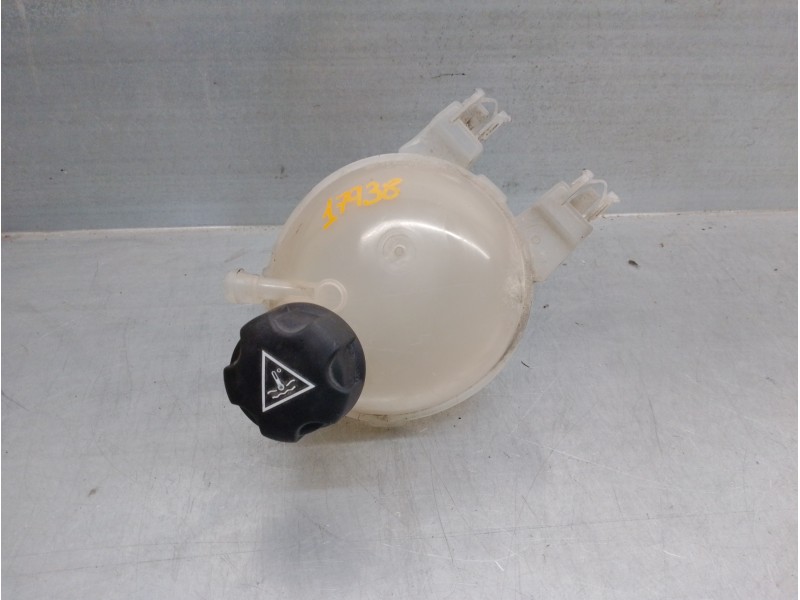Recambio de deposito expansion para citroen c3 1.2 12v e-thp / puretech referencia OEM IAM 9800777280  