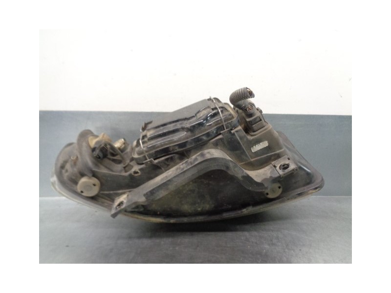 Recambio de faro izquierdo para seat toledo (1m2) 1.9 tdi referencia OEM IAM 1M1941001D 67742691 VALEO