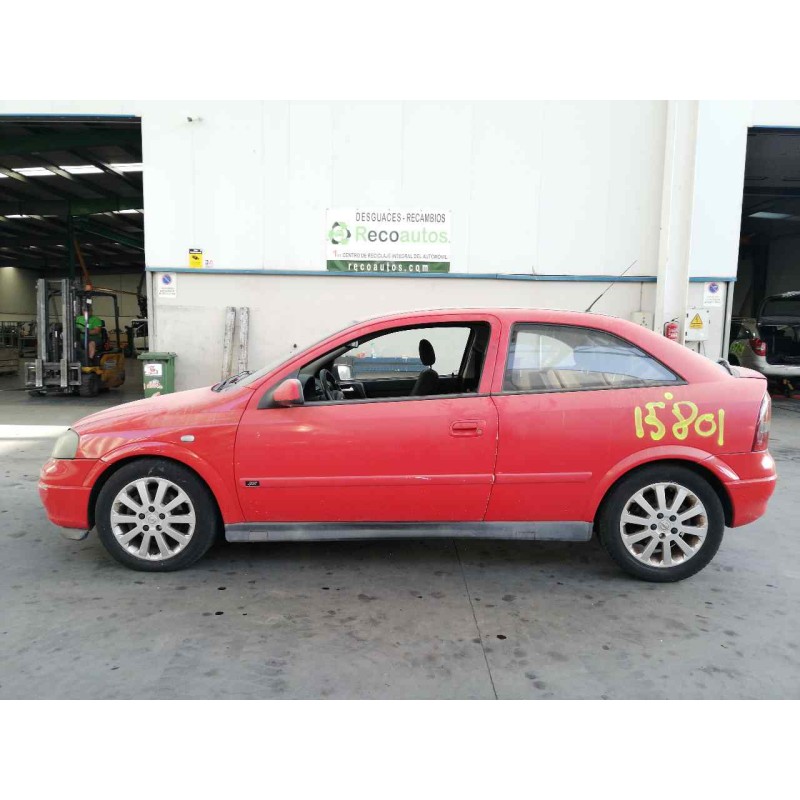 opel astra g berlina del año 2003