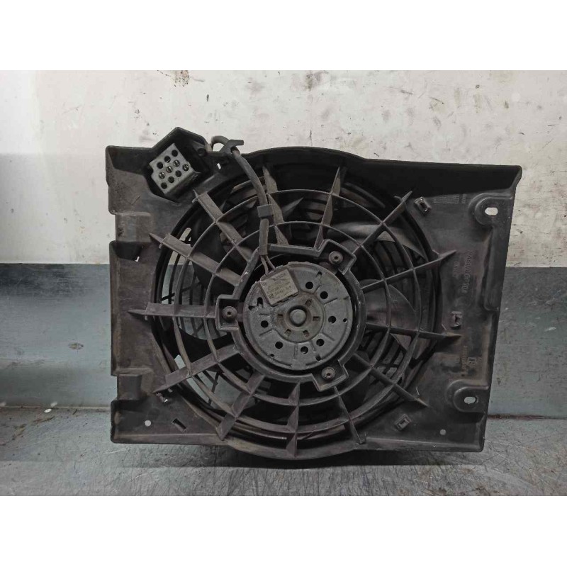 Recambio de electroventilador para opel zafira a elegance referencia OEM IAM 24431829 0130303275 BOSCH