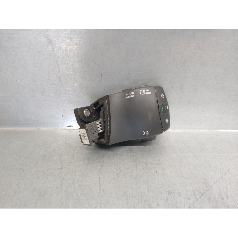 Recambio de mando radio volante para renault fluence 1.5 dci diesel fap referencia OEM IAM EN25550JY01B  