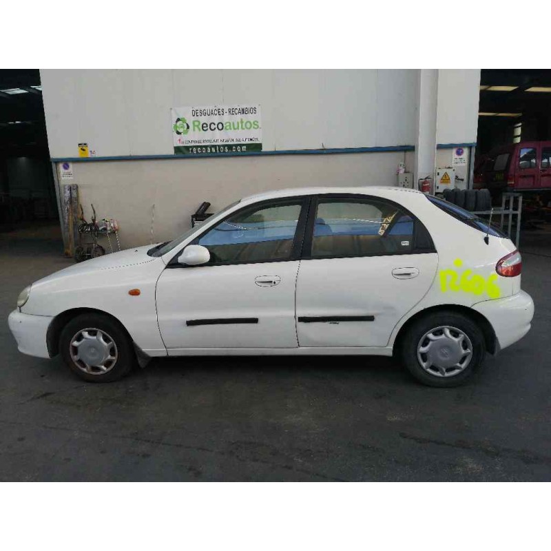 daewoo lanos del año 1999