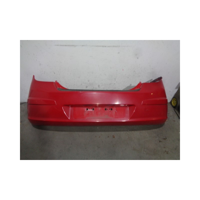 Recambio de paragolpes trasero para hyundai i30 1.4 cat referencia OEM IAM 866102R000 ROJO 5 PUERTAS