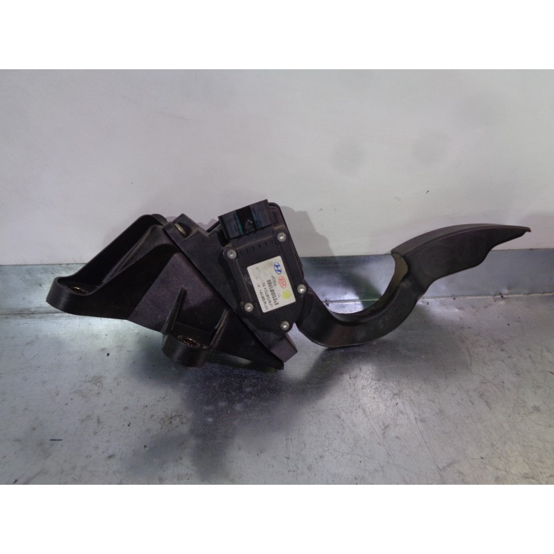 Recambio de potenciometro pedal para hyundai sonata (nf) 2.0 crdi cat referencia OEM IAM 327263L200 327003K350 