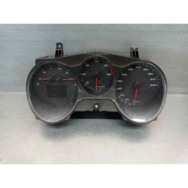 Recambio de cuadro instrumentos para seat altea xl (5p5) 1.6 tdi referencia OEM IAM 1P0920811A  