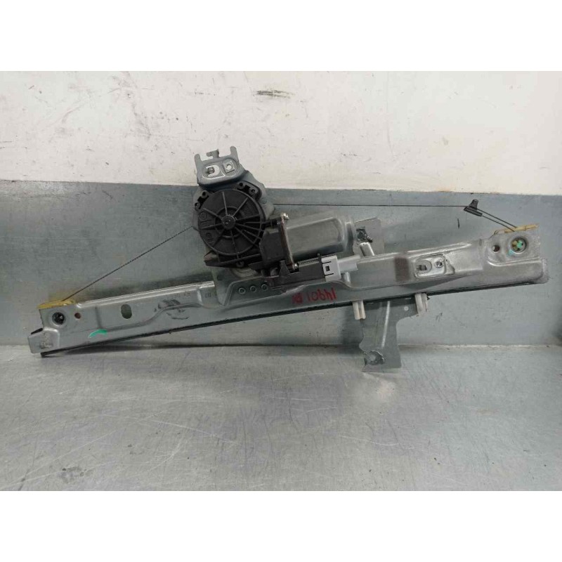 Recambio de elevalunas delantero izquierdo para peugeot 207 1.4 16v vti referencia OEM IAM 400915J 6 PINES 3 PUERTAS