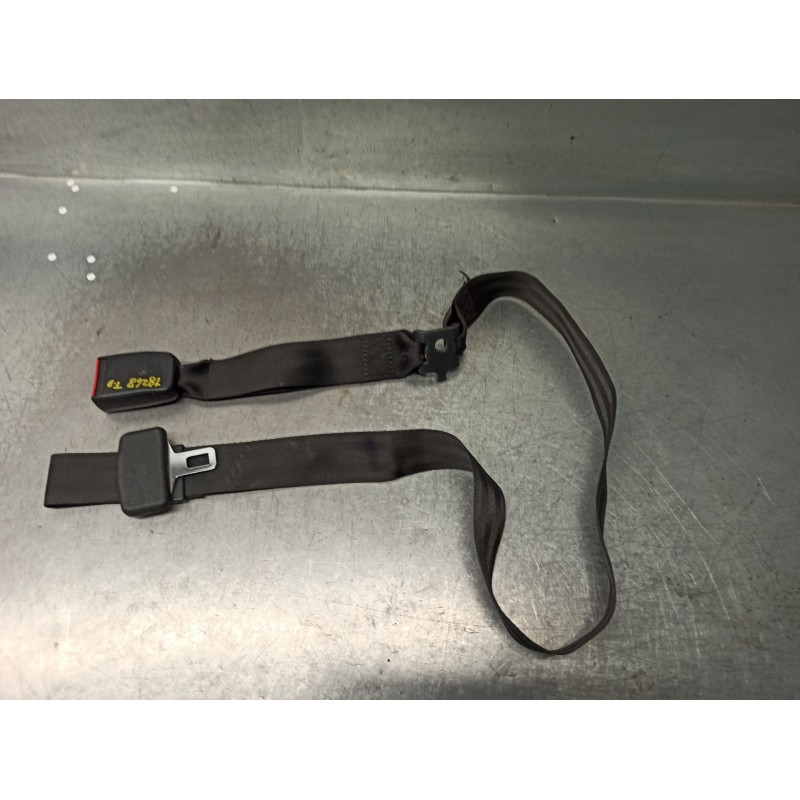 Recambio de cinturon seguridad trasero central para citroen xsara berlina 2.0 hdi cat (rhy / dw10td) referencia OEM IAM 8290410 