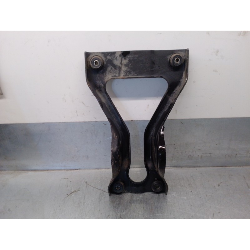 Recambio de soporte motor para kia pregio ii (tb) (2004 =>) 2.5 referencia OEM IAM 0K76K39380  