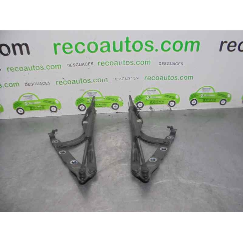 Recambio de bisagra porton para volvo s40 berlina 2.0 diesel cat referencia OEM IAM 31218465  