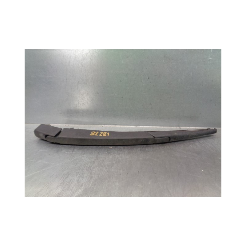 Recambio de brazo limpia trasero para alfa romeo mito (145) 1.6 jtd cat referencia OEM IAM 50508588  