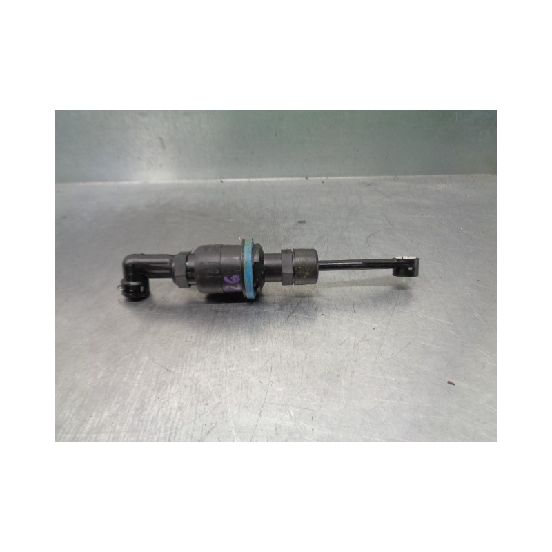 Recambio de bomba embrague para hyundai kona 1.0 tgdi cat referencia OEM IAM 4171023035  