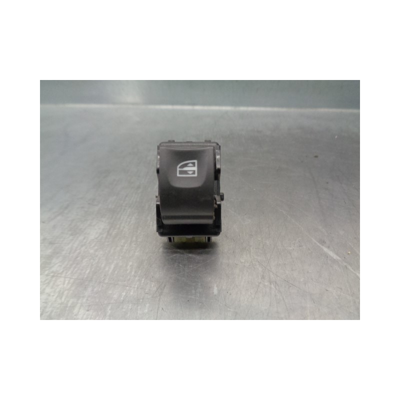 Recambio de mando elevalunas trasero izquierdo para mercedes citan (w415) mixto 1.5 cdi cat referencia OEM IAM 254217475R  