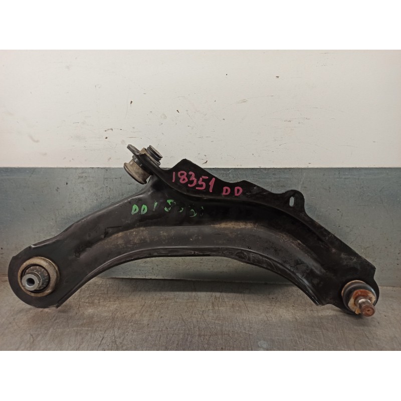 Recambio de brazo suspension inferior delantero derecho para renault captur 0.9 energy referencia OEM IAM 545042911R  