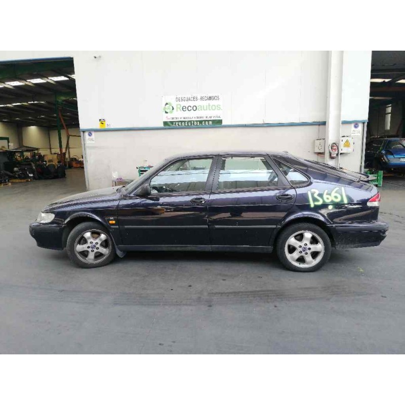 saab 9-3 berlina del año 1999