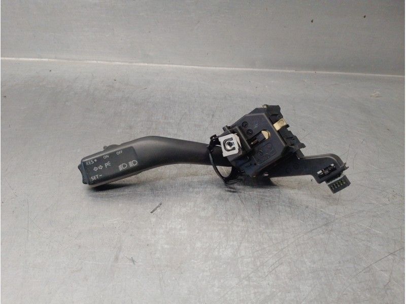 Recambio de mando luces para seat toledo (5p2) 2.0 tdi referencia OEM IAM 1K0953513A INTERMITENTES 
