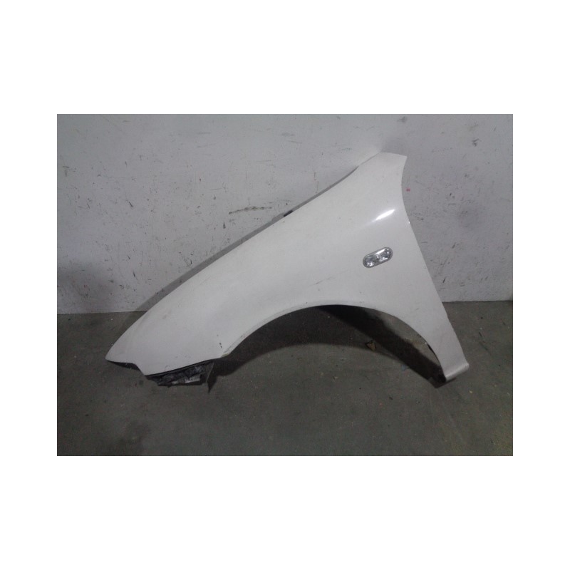 Recambio de aleta delantera izquierda para seat leon (1m1) 1.9 tdi referencia OEM IAM 1M0821021 BLANCA 