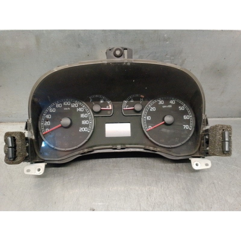 Recambio de cuadro instrumentos para fiat punto berlina (188) 1.2 cat referencia OEM IAM 46833368 5030004603000 