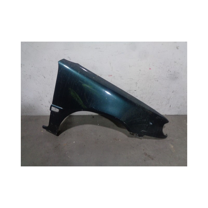 Recambio de aleta delantera derecha para citroen saxo 1.1 referencia OEM IAM 7841J0 VERDE 