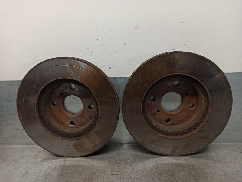 Recambio de disco freno delantero para toyota yaris (ncp1/nlp1/scp1) 1.3 cat referencia OEM IAM 435120D010  