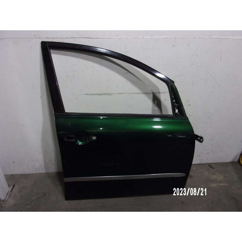 Recambio de puerta delantera derecha para toyota avensis verso (m20) 2.0 turbodiesel cat referencia OEM IAM 6700144060 VERDE 5 P