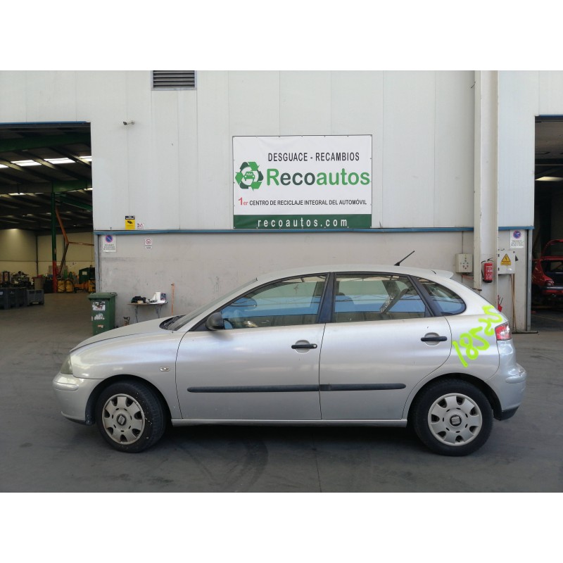 seat ibiza (6l1) del año 2004