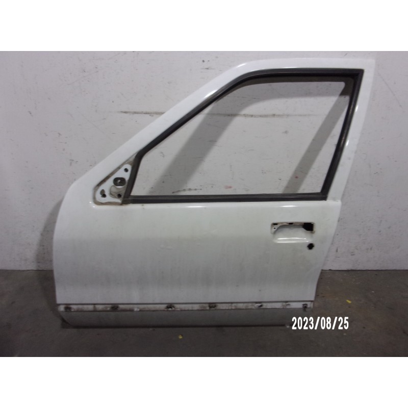 Recambio de puerta delantera izquierda para renault 19 1.8 f3p referencia OEM IAM 7751467505 BLANCA 4 PUERTAS