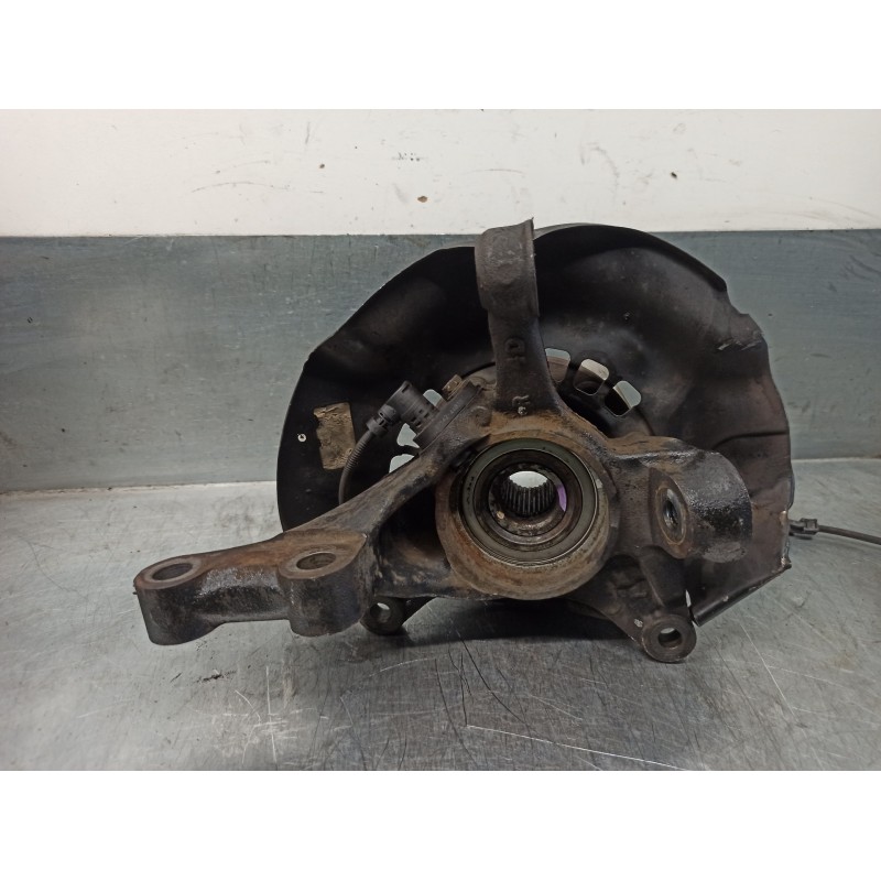 Recambio de mangueta delantera derecha para toyota avensis verso (m20) 2.0 turbodiesel cat referencia OEM IAM 4321144040  