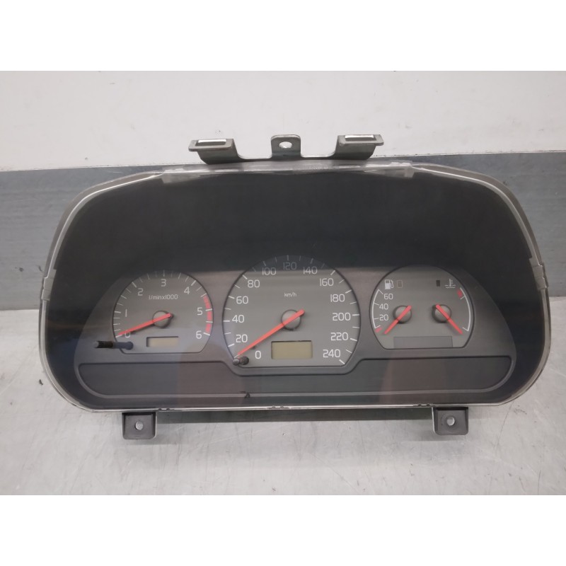 Recambio de cuadro instrumentos para volvo s40 berlina td referencia OEM IAM 8251184  