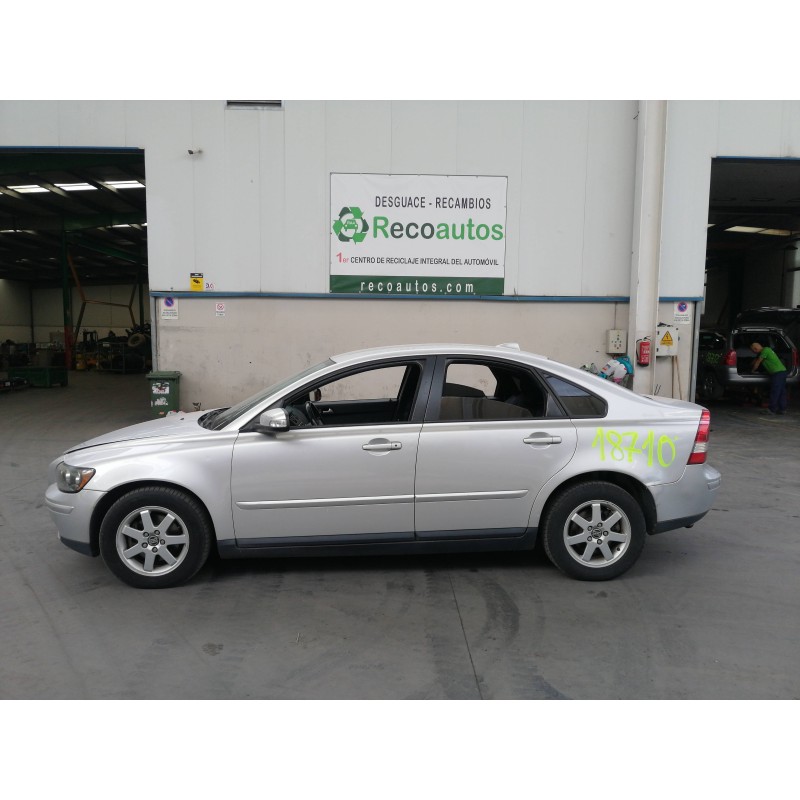 volvo s40 berlina del año 2006