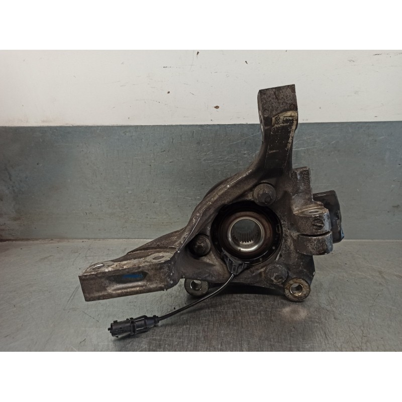 Recambio de mangueta delantera derecha para fiat croma (194) 1.9 jtd 16v cat referencia OEM IAM 51753896  