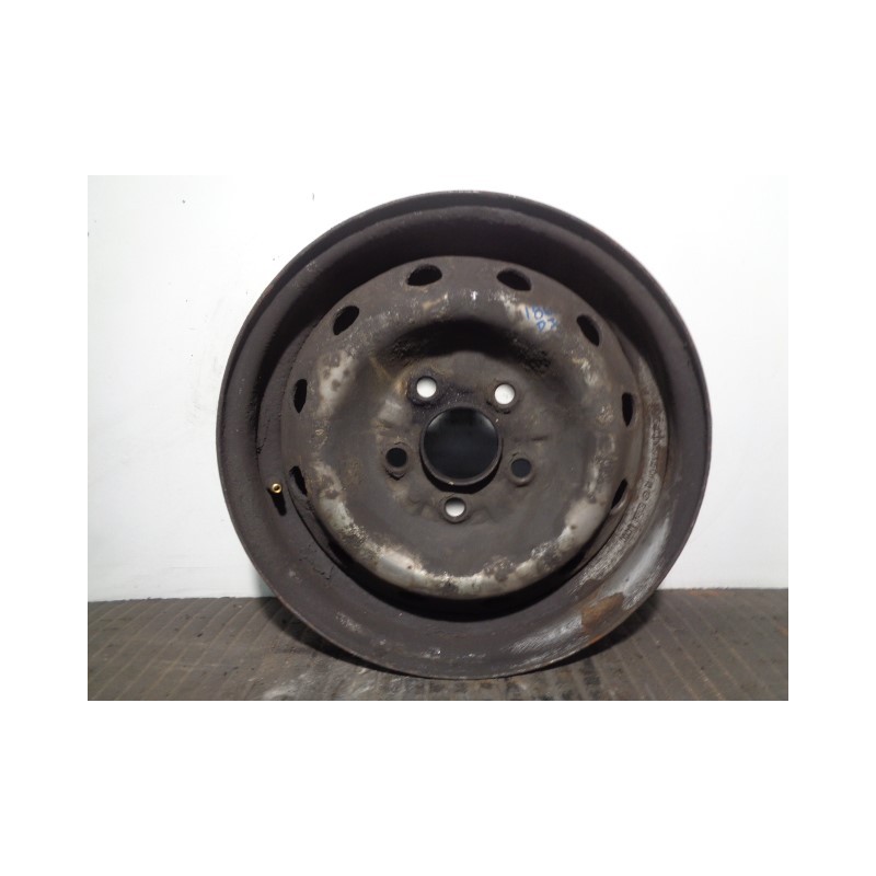 Recambio de llanta para hyundai h 1 2.5 crdi cat referencia OEM IAM R156JX15CH40 6JX15CH40 HIERRO