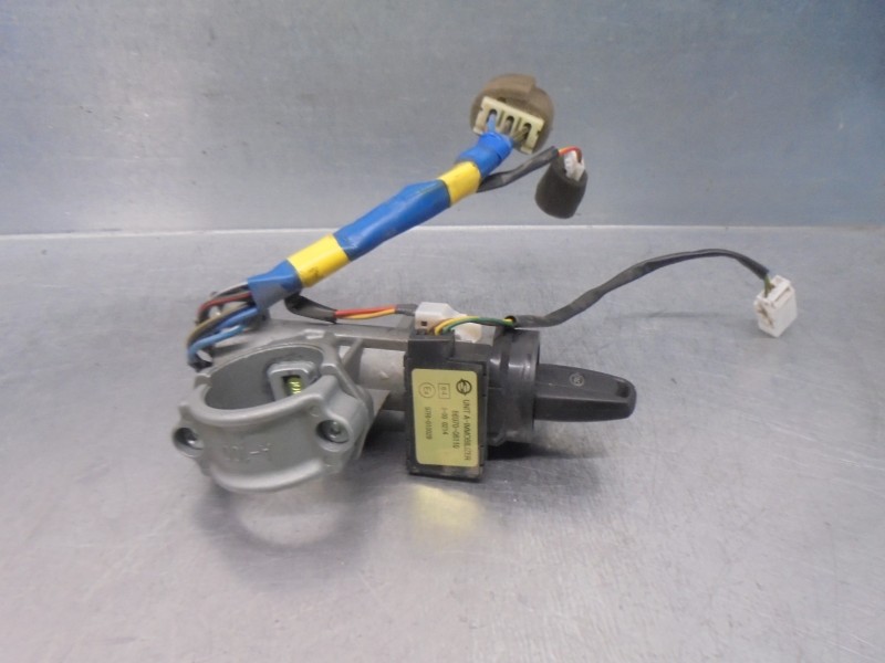 Recambio de conmutador de arranque para ssangyong rodius 2.7 turbodiesel cat referencia OEM IAM 8697008110 7100021206 
